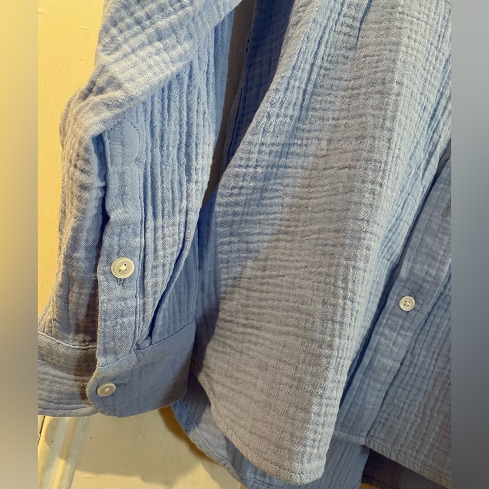 J Crew Double-gauze button-up shirt 100% Cotton | women’s medium - Picture 5 of 7